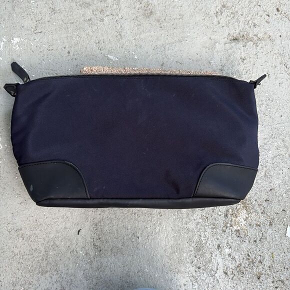 Burberry Toiletry bag - Picture 4 of 7